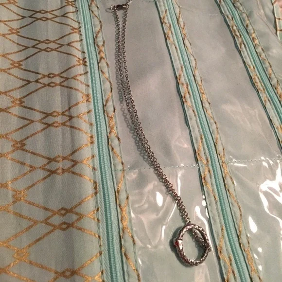 Snake 🐍 fashion necklace - Picture 2 of 3